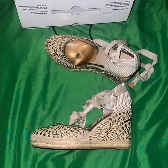 ALDO Women's Cream Espadrille Wedge Sandals size 8 - Picture 8 of 14